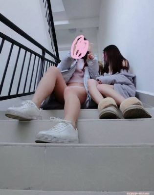 女子买到山寨版旺旺碎冰冰